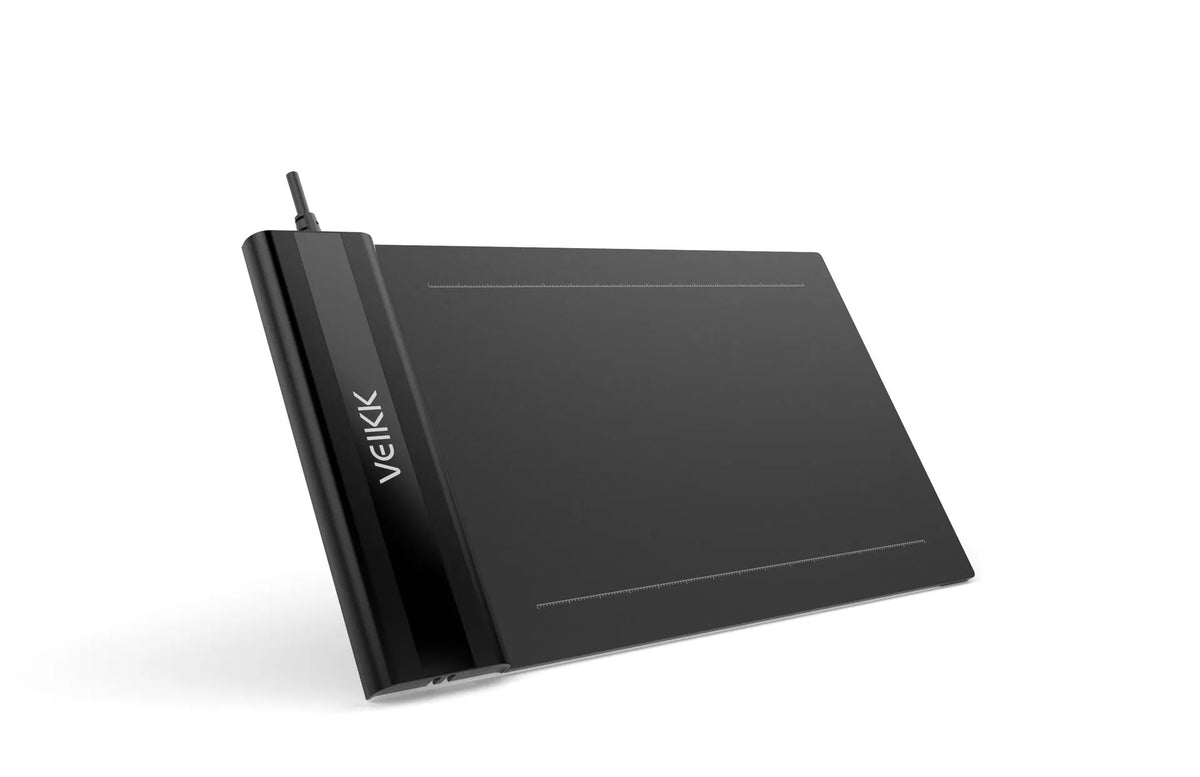S640 black graphics tablet with passive pen on white background, 6x4 inch active zone
