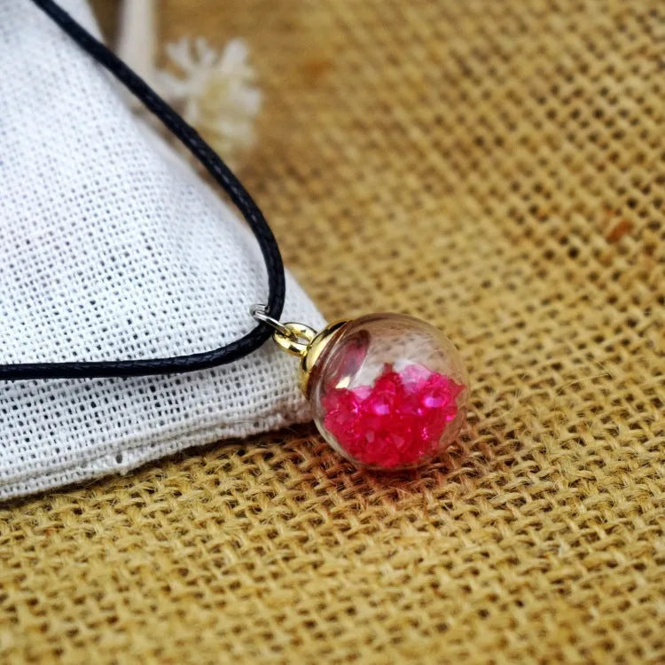 Dried flower starry necklace with embossed glass beads in peach blossom colour