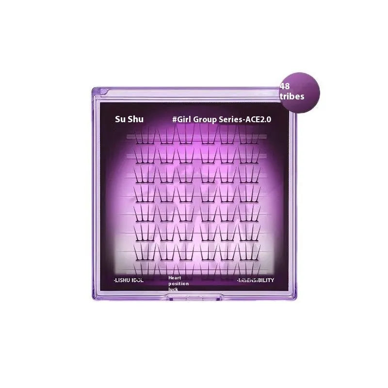 Reusable false eyelash clusters in artificial fibre with glue and application tweezers