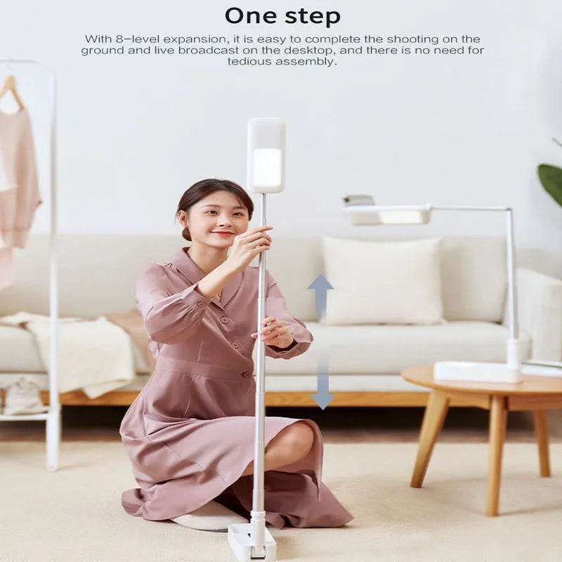 Foldable floor standing mobile phone fill light bracket with LED light source and remote control