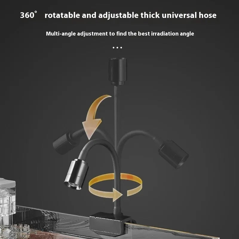 Mini LED aquarium light with clip-on mounting for small 15-40cm fish tanks