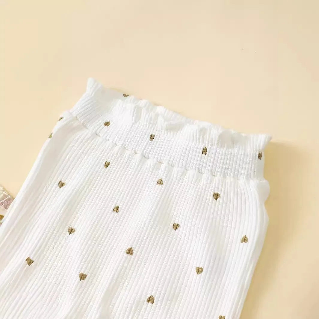 White cotton sunken stripe stitching baby suit set with top, long pants, and hair tie for 0-18 months