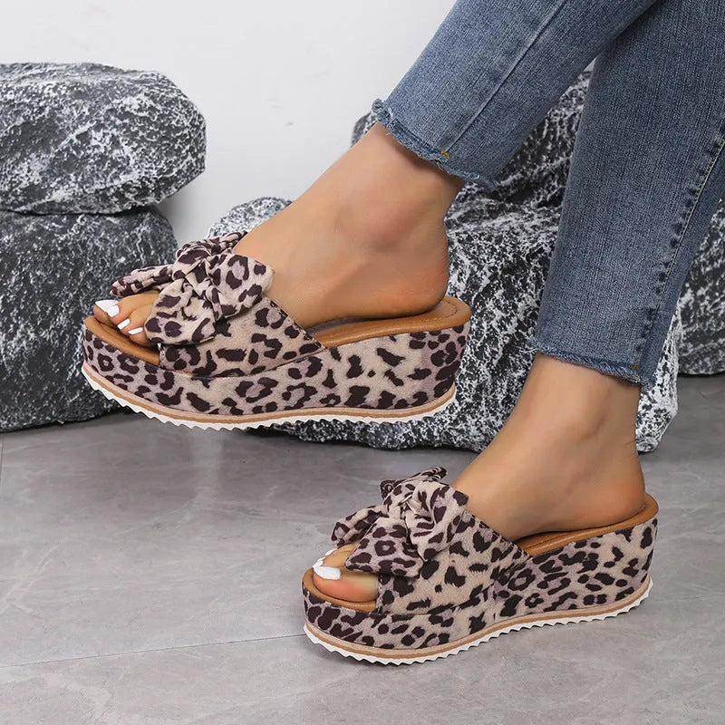Fashion bow leopard print wedge slippers for women with thick sole and fish mouth toe in black leopard colour