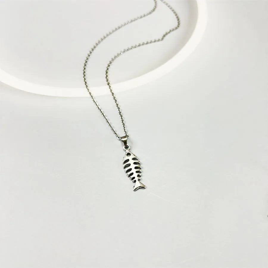 Retro fishbone pendant alloy necklace and matching earrings set with adjustable O-chain
