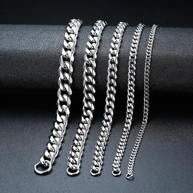 Men's golden Cuban chain necklace metal electroplated geometric design 22cm length silver colour