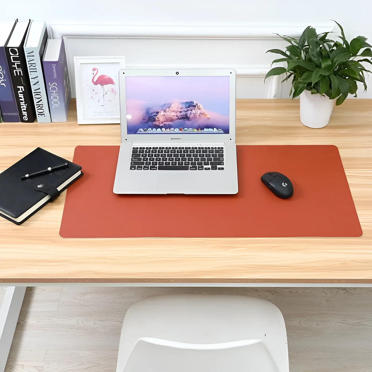 Custom mouse pad 80 x 40 cm rubber cloth black antiskid desk mat with wrist guard and 3mm thickness