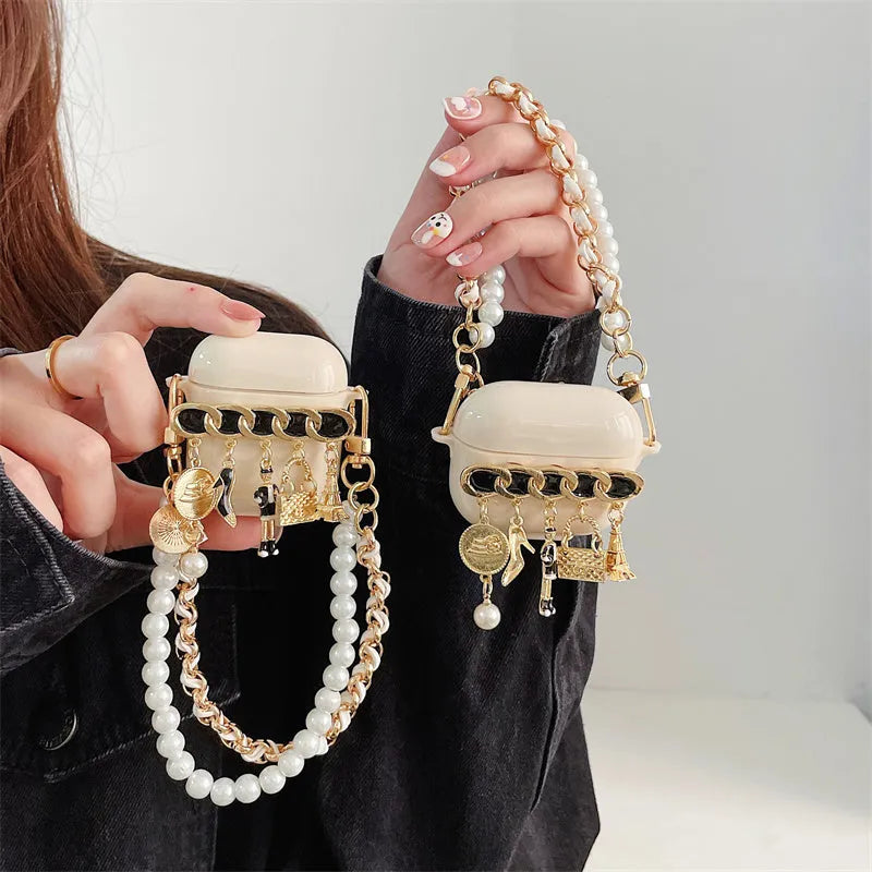 Off-white silicone AirPods case with pearl charm, five-piece set