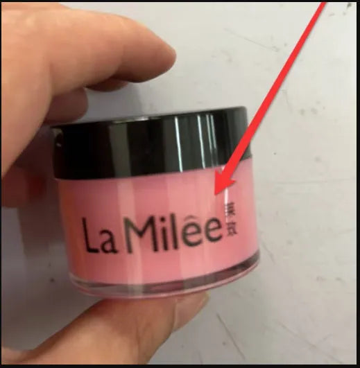 Boxed 20-30g moisturising lip mask for dry lips.