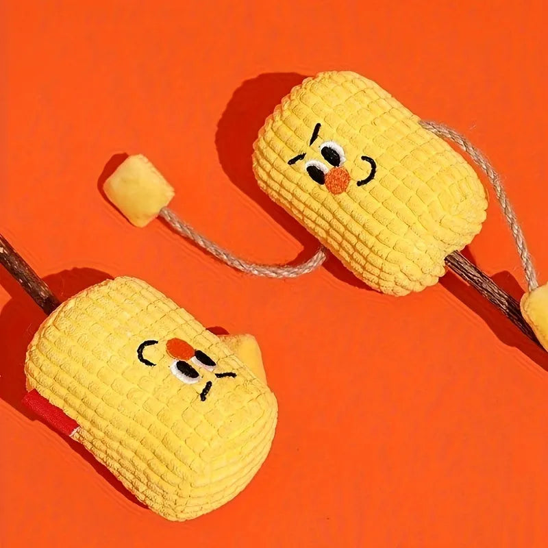 Polished corn cob wood cat toy for dental care measuring 7cm long with natural ridges