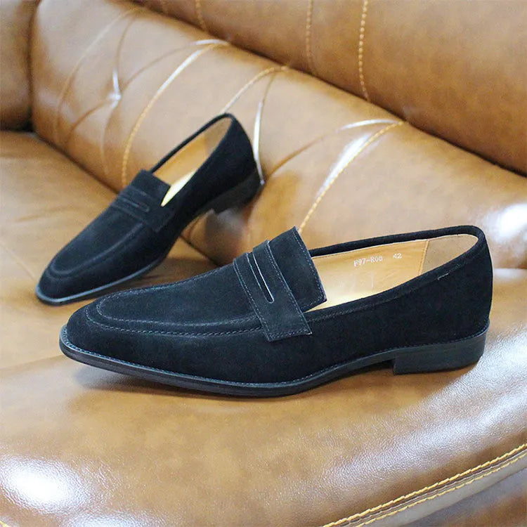 Men's cowhide leather lazy breathable slip-on casual shoes in black and brown with rubber sole