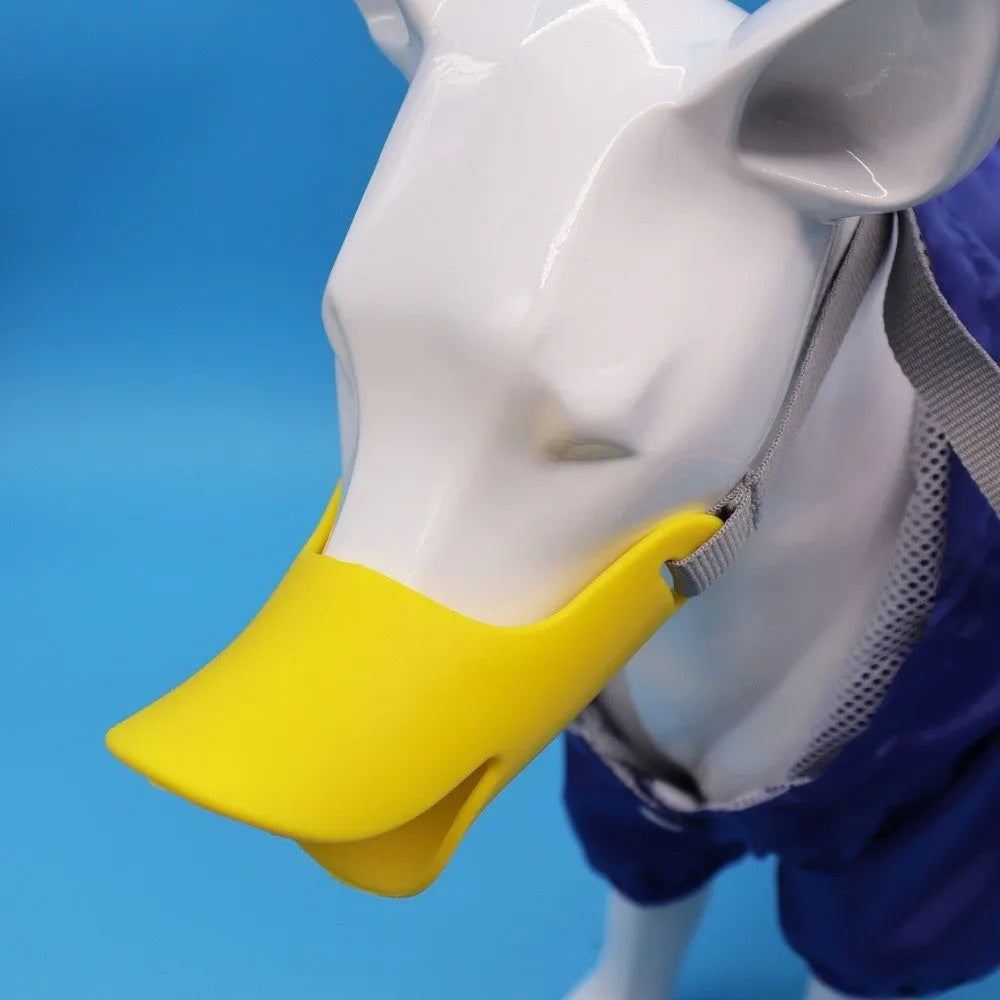 Dog mouth cover duckbilled sleeve in TPR, available in six colours and sizes S, M, L