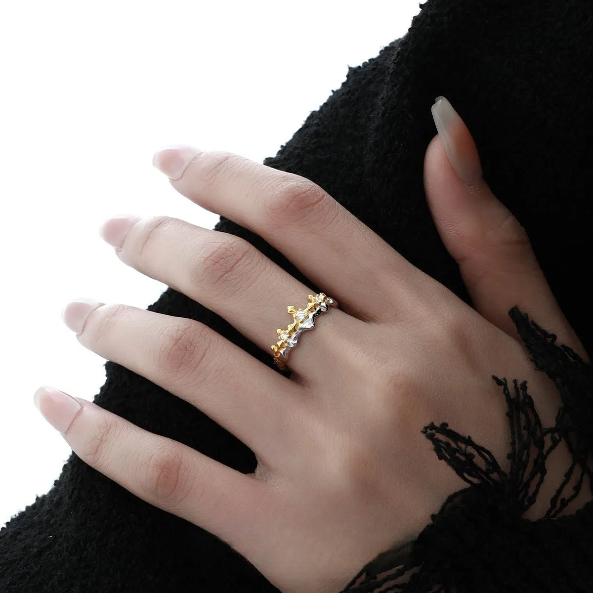 Princess Knight couple ring with adjustable opening in silver with white gold or black gold electroplated finish.