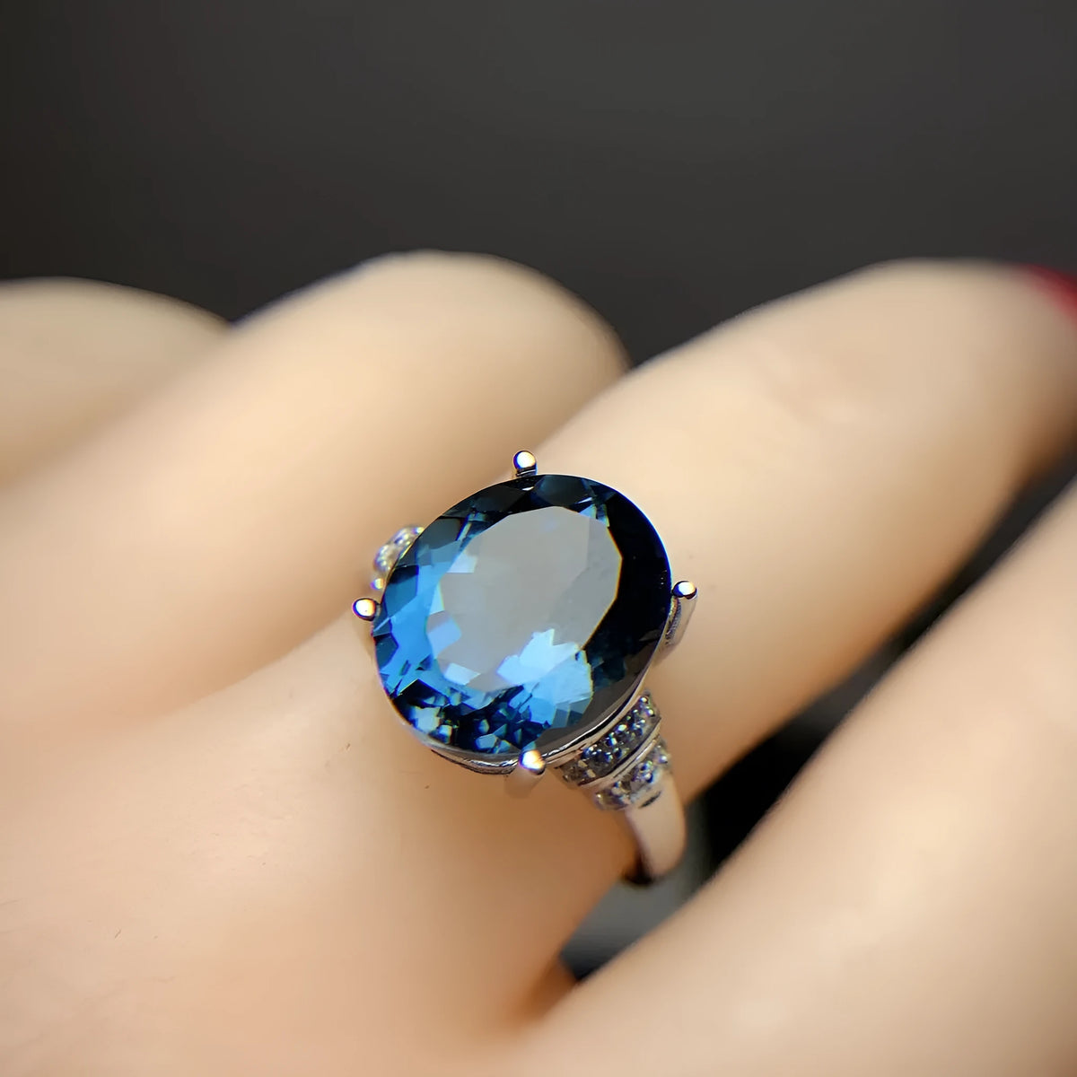 London blue topaz ring, 925 silver inlaid, 10/12mm crown-shaped dark blue stone, adjustable opening, plated finish
