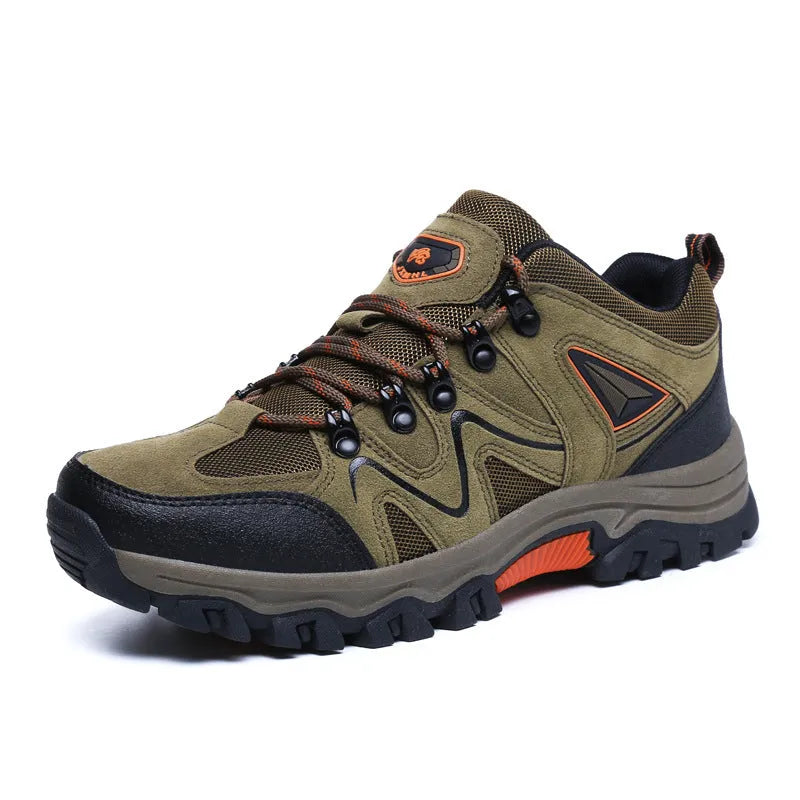 Men's outdoor sports suede low top hiking shoes in solid colour with rubber sole