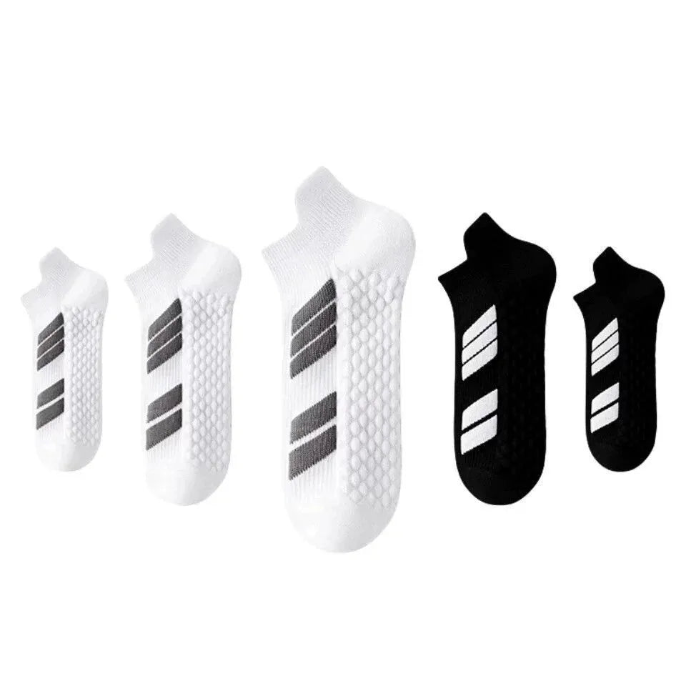 Men's outdoor running basketball socks with towel massage footbed, available in black short and white long lengths, polyester cotton blend