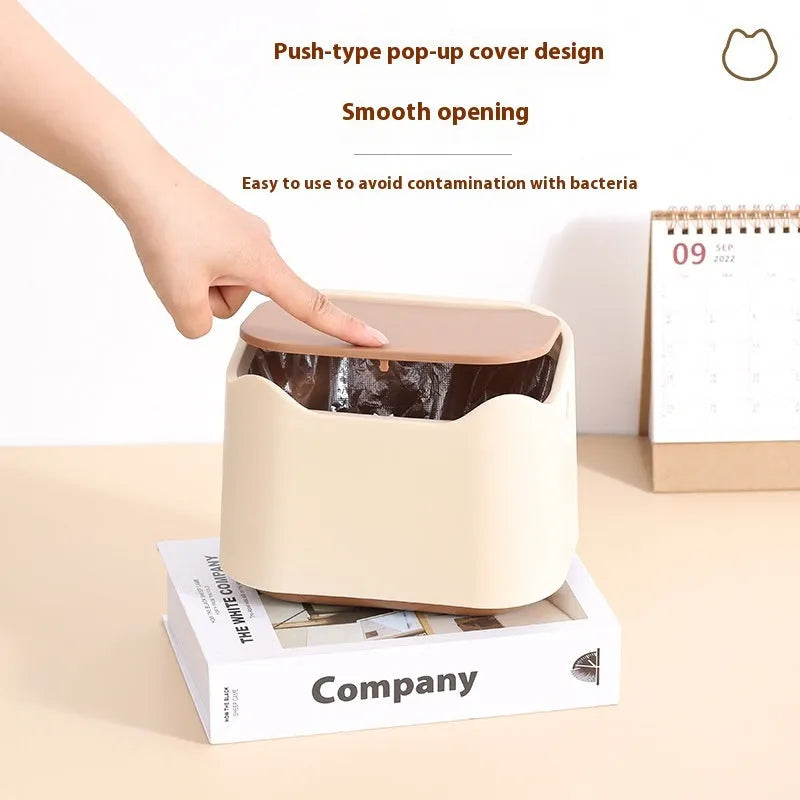 Fully enclosed PP plastic cat waste scoop pail with lid in khaki colour, 1.7 litre capacity, on white background