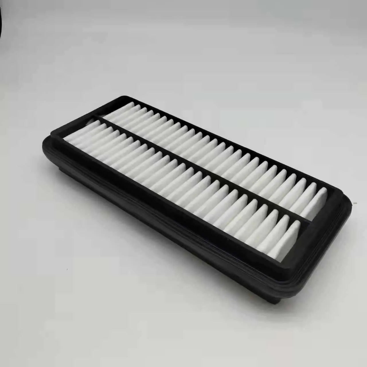 Black car air filter for Modern vehicles with 256mm x 113mm dimensions