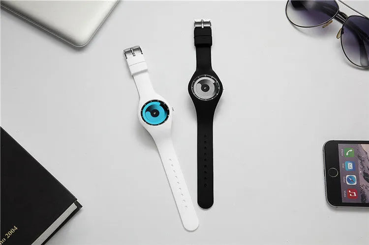 White candy colour quartz watch with alloy case, plexiglass mirror, 4.0cm diameter, 23cm band