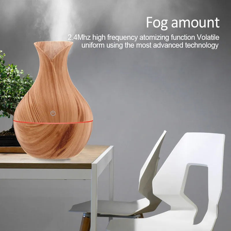 Vase humidifier 130ml 5V 3W in crackle mahogany or wood grain finish on a desk