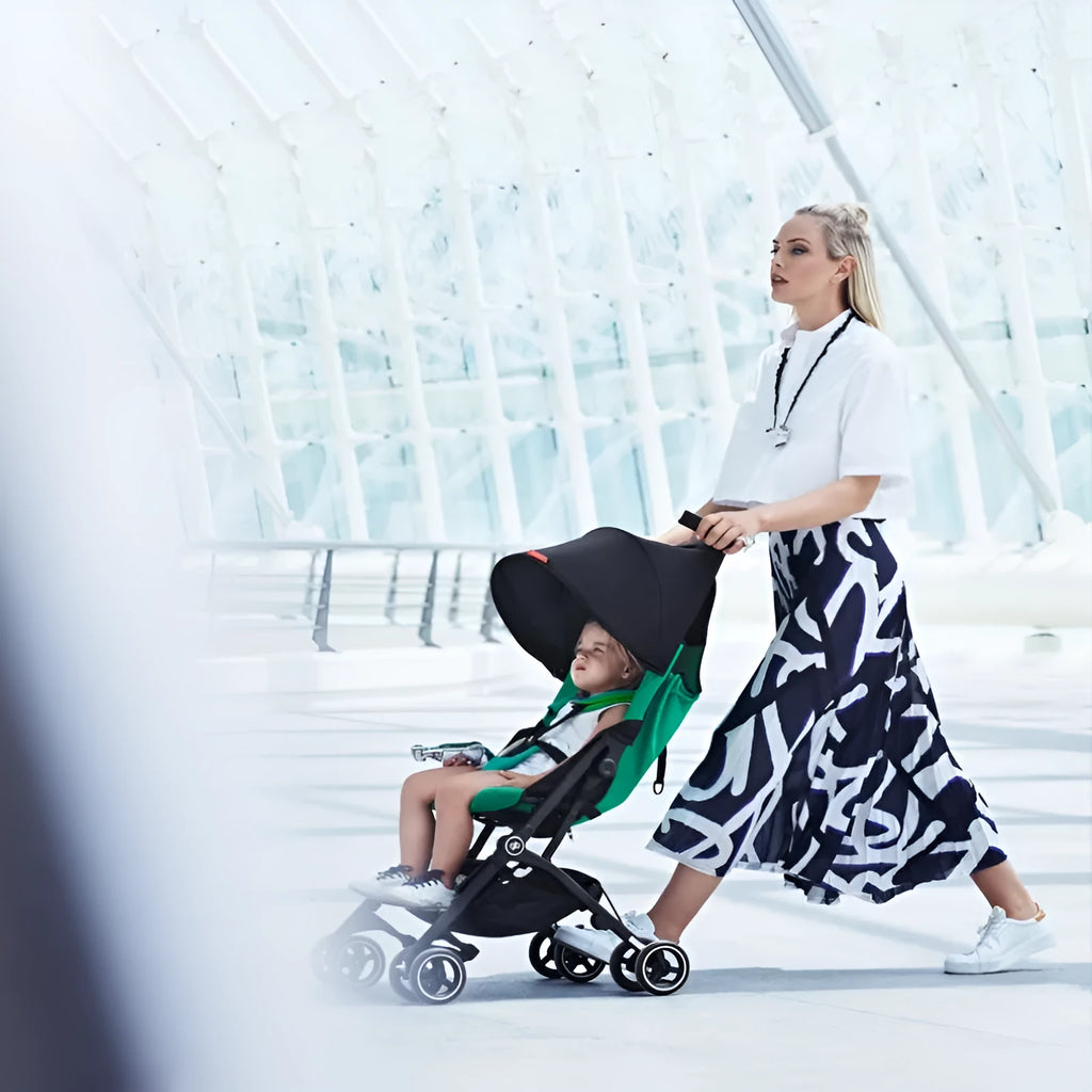 Ultra-light portable foldable reclining stroller with aluminium frame in Black, side view
