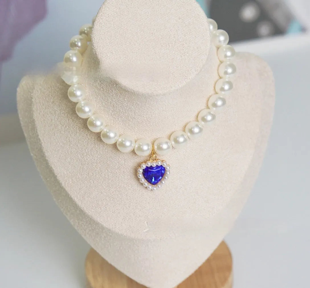 Decorative plastic alloy resin cat collar with love gem charm in multiple colour options.