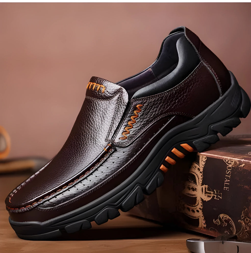 Men's black and brown business casual slip-on shoes with cowhide leather uppers and rubber soles