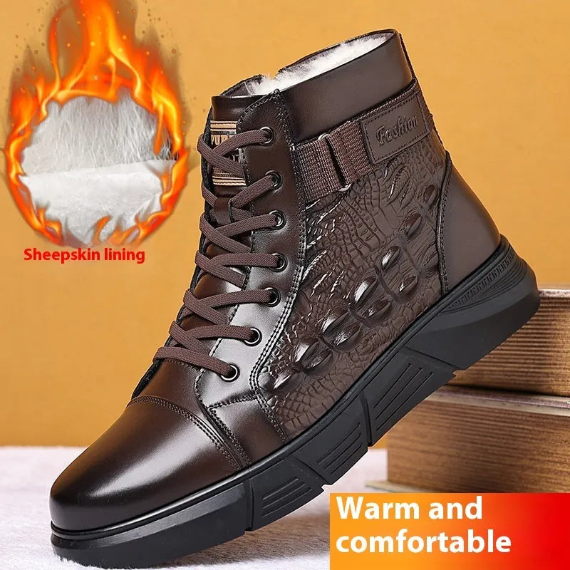 Genuine leather snow boots with fur lining in black or brown velvet colours with rubber soles