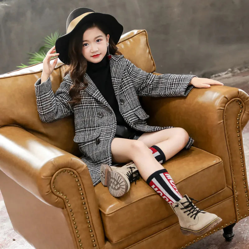 Girls' grey houndstooth plaid coat with suit collar and long sleeves