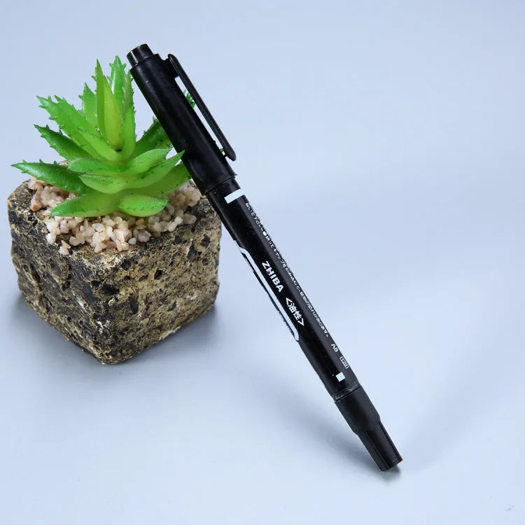 Scratch painting tools set with healing pen model and 14.5 cm long scraping implements on white card paper