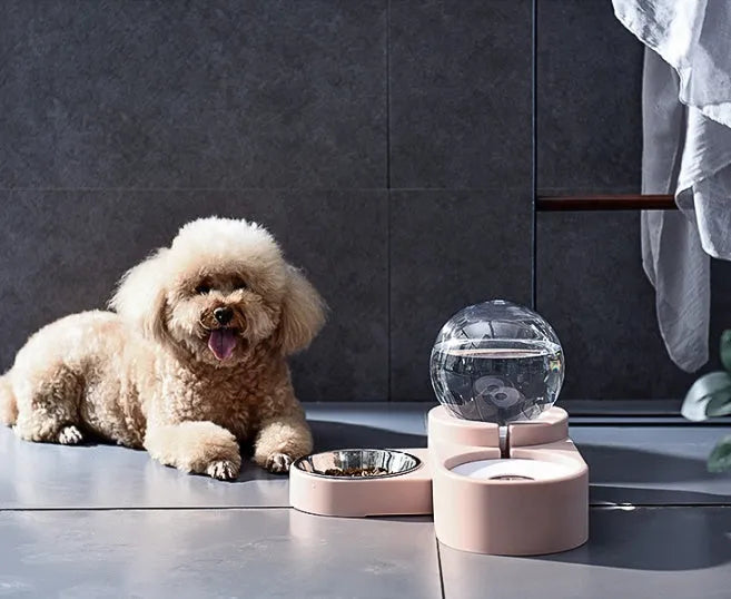 Automatic pet water bowl 1.8L capacity green self-filling dispenser for dogs and cats
