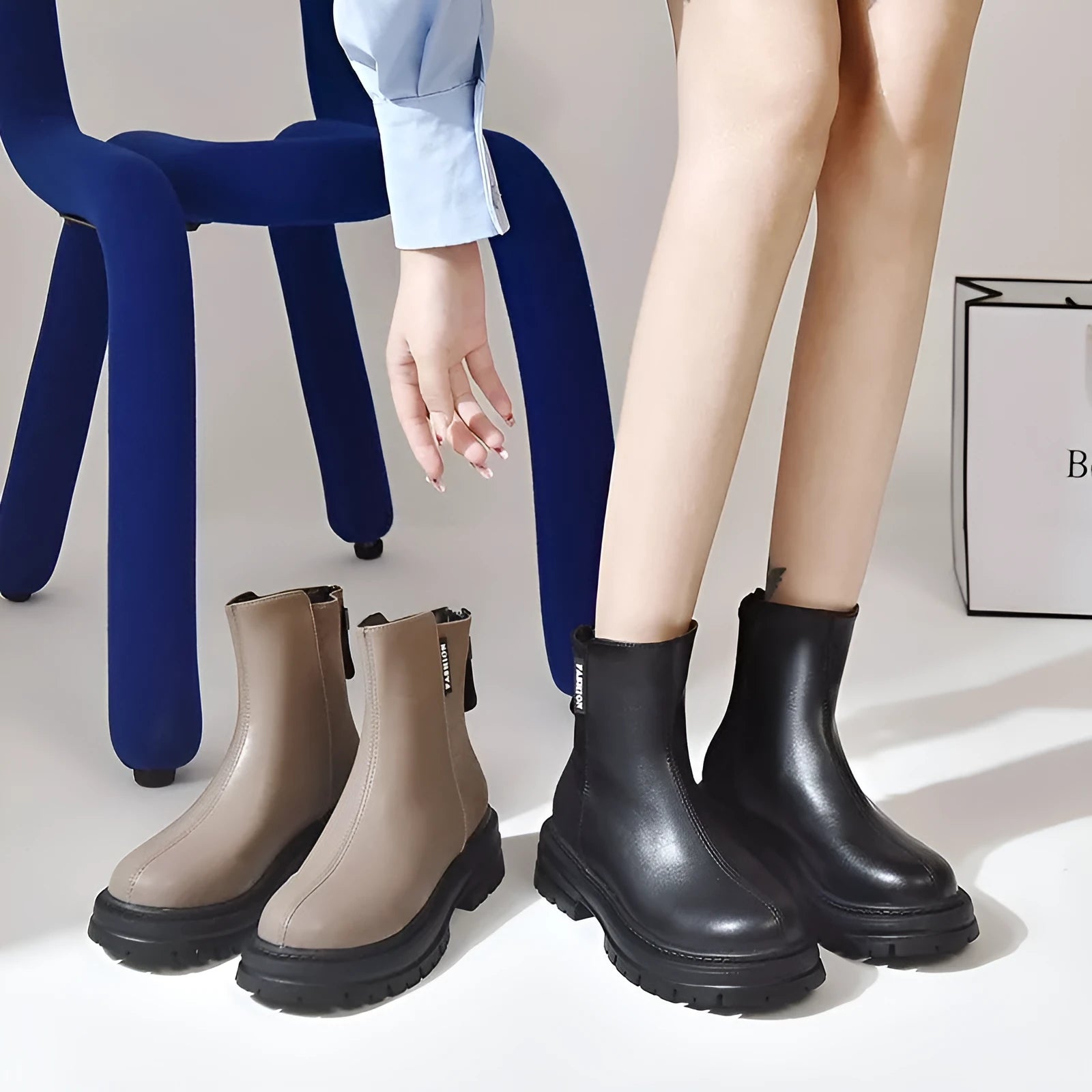 Large size women's platform Martin boots in solid colour, black, low tube, rubber sole