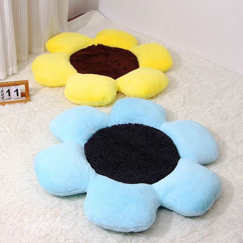 Blue round flower-shaped plush cat bed measuring 85cm across.