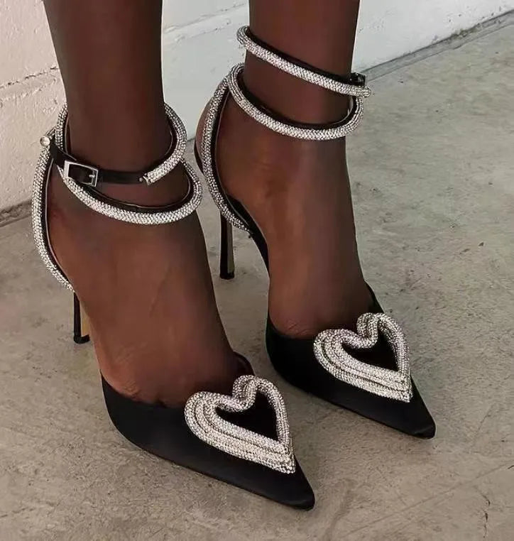 Women's pink sandals with heart rhinestone decoration, satin upper and cross-strap design
