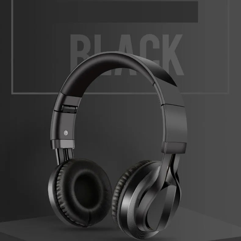Wired black karaoke headphones with microphone and 1.5m cable showing 3.5mm plug