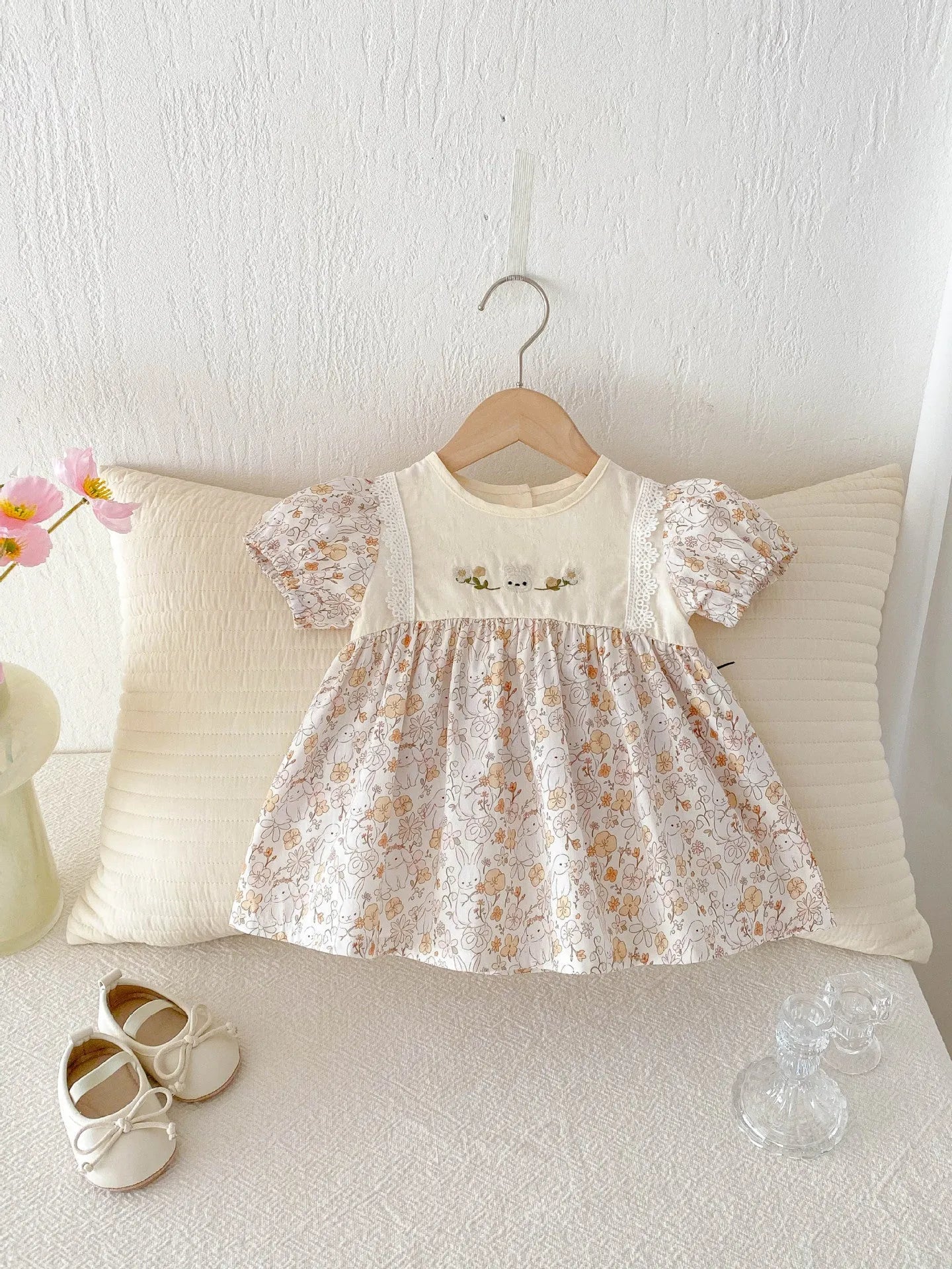 Girls' cotton lace summer dress with short sleeves and princess skirt in light apricot