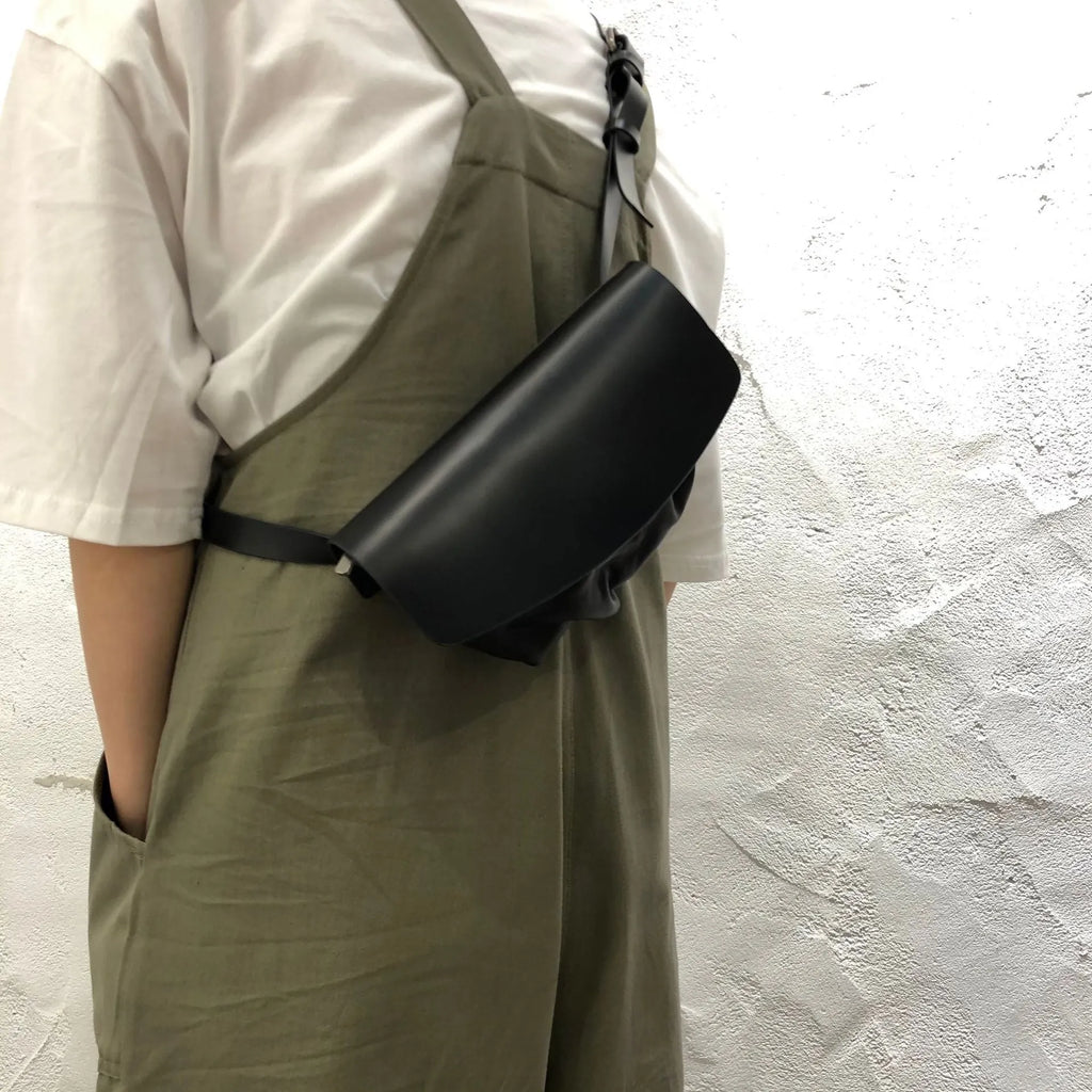 Black handmade genuine cowhide leather single-shoulder bag for women, width 14cm, length 21.5cm