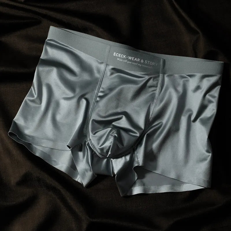 Men's colourblock ice silk underwear in quick-dry fabric with seamless design