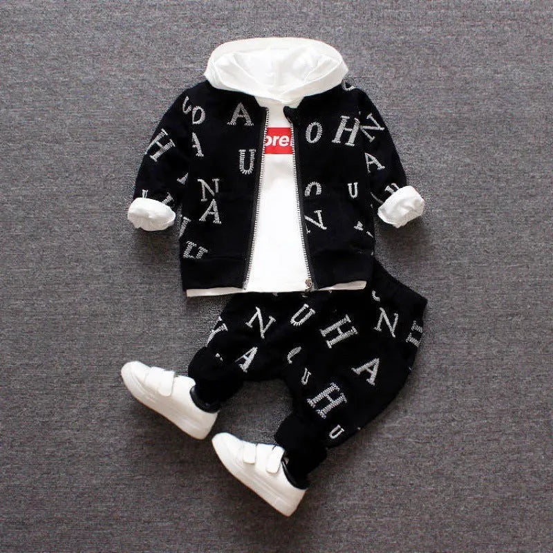 Red and white options for a children's long sleeve clothing set in Asian sizes 80cm to 110cm.
