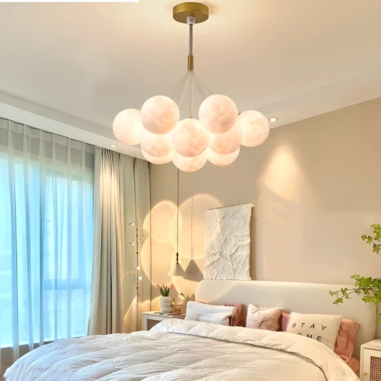 Nordic bubble chandelier with gold and black iron frame and 12cm PMMA lampshades