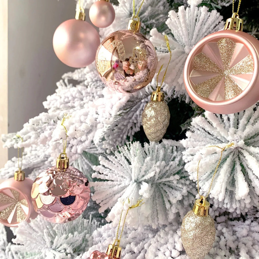 Plastic Christmas ball decoration set with electroplated painted pendants, 6cm full coloured drawing ball, and cowhide box.