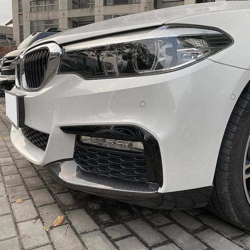 Pair of front Cornerite car stickers for BMW 5 Series G30 M Sport 530i 2018-2020, piano black and carbon fiber pattern options