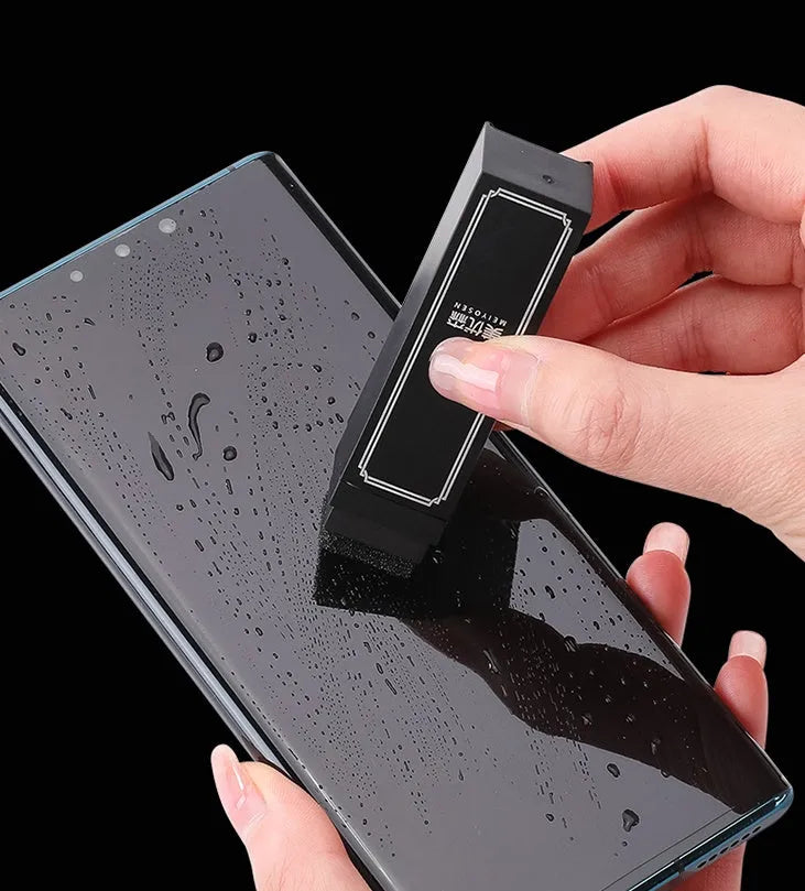 Pack of 40 disposable black mobile phone screen cleaner wipes for portable decontamination.