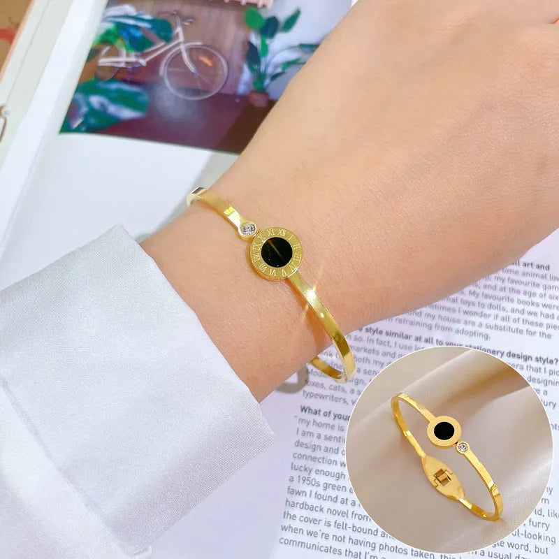 Roman titanium steel bracelet in S303 gold finish, retro design, electroplated surface