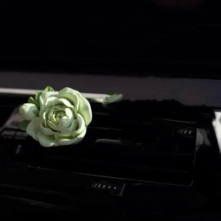 Gypsum car air freshener vent clip with jasmine fragrance in off-white or green