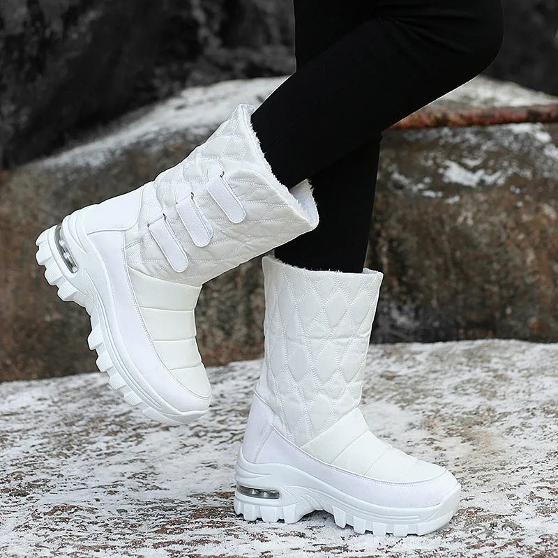 Women's outdoor plus velvet high top snow boots in black with PU air cushion sole and 5cm heel