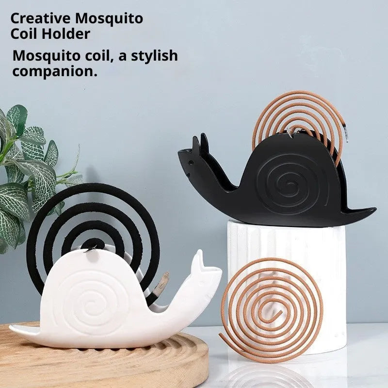 Plastic single-layer mosquito incense holder in black or white with animal-style design for bedroom use
