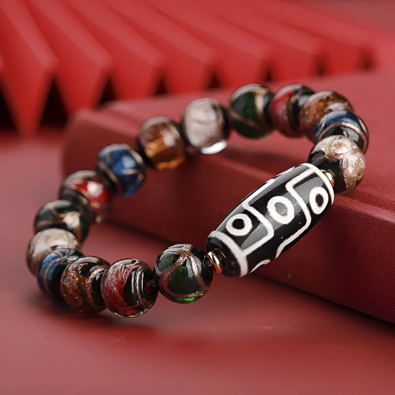 Handmade coloured glaze bracelet with snake pattern and multi-coloured beads in Chinese style