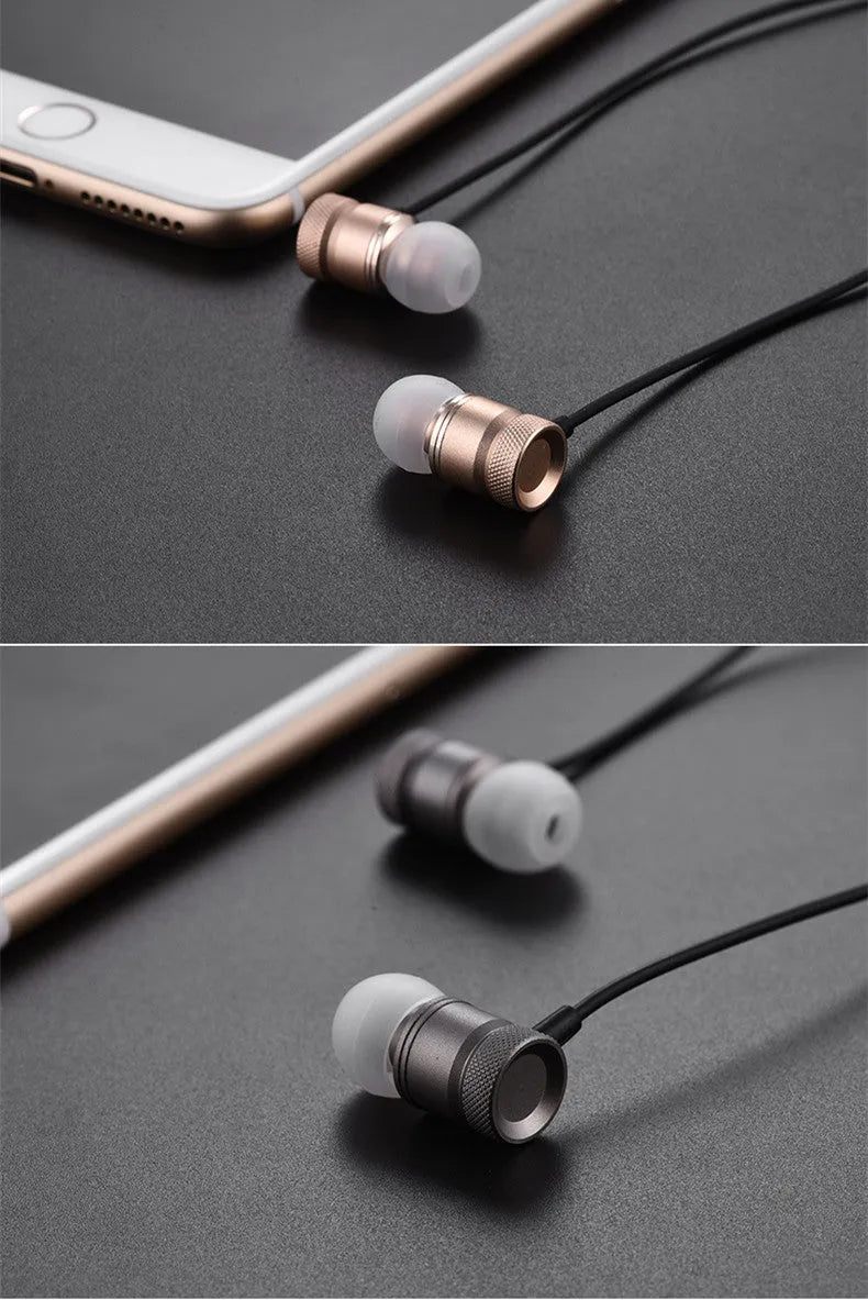 In-ear music video headphones in black, gold, pink or silver colours with 10mm horn diameter