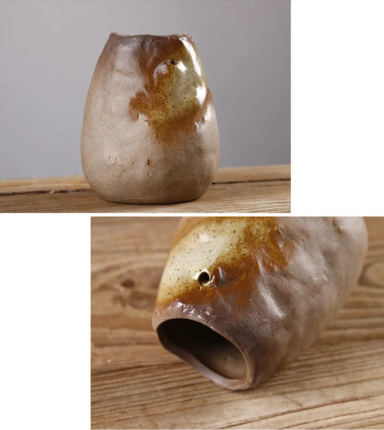 Ceramic small vase in Japanese style with glazed pottery surface, one of six colour options