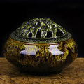 Ceramic incense burner with retro design, approximately 8cm diameter 7cm height